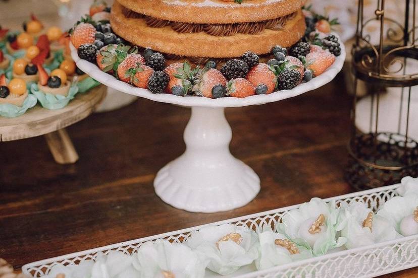 Naked Cake