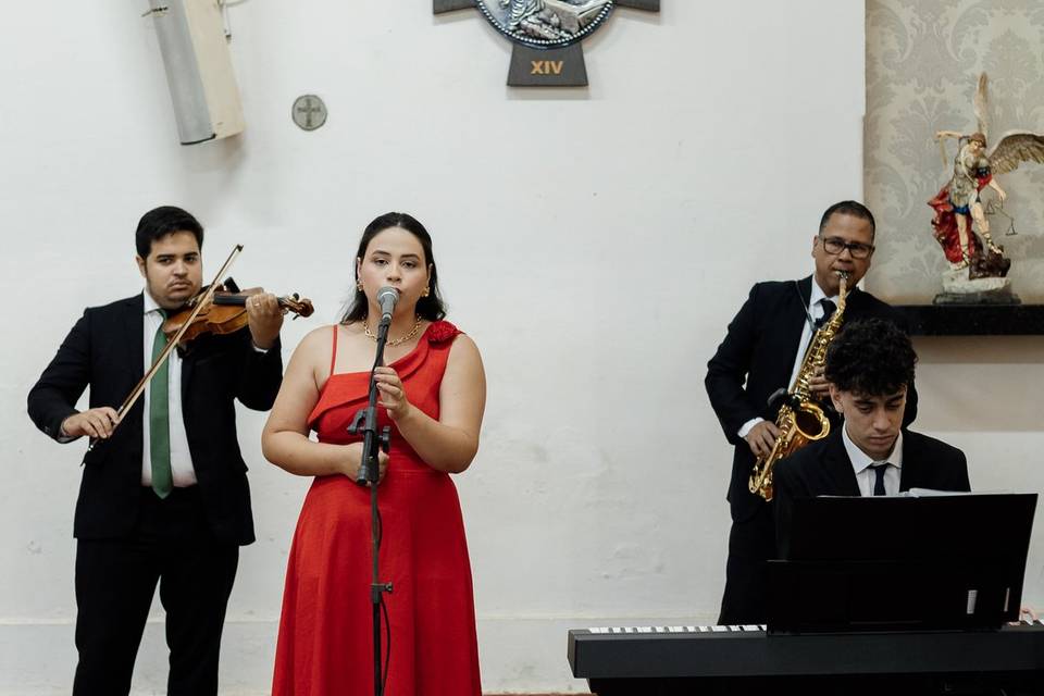 O saxofone veio abrilhantar