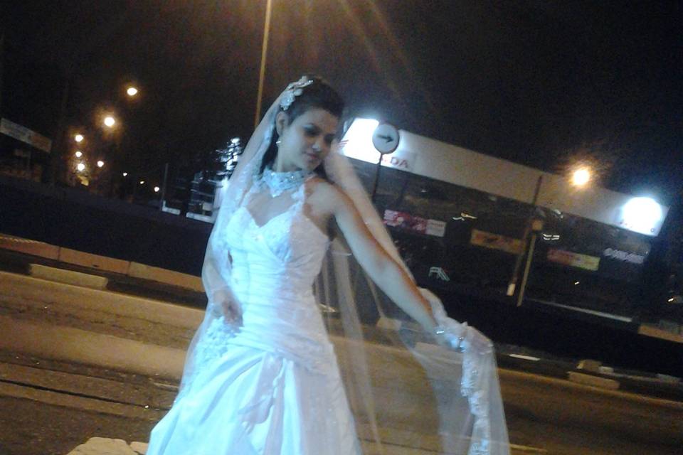 Foto da noiva  na rua