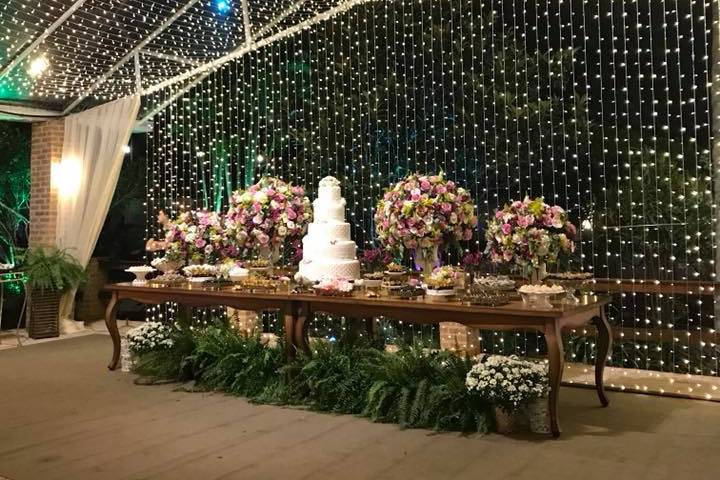 Decor by Mundo Dourado Eventos