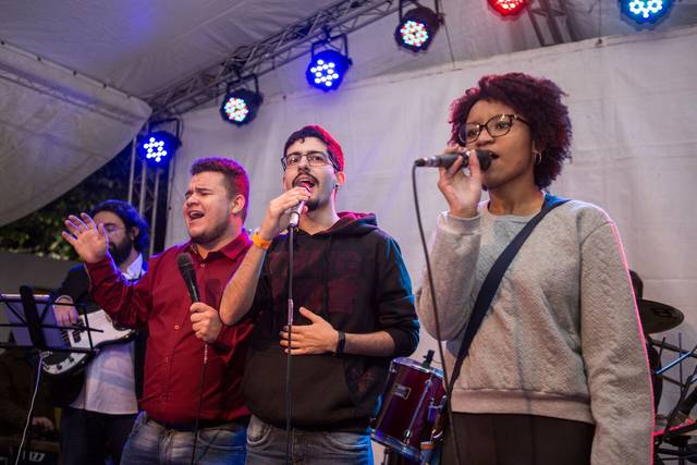 Festa faculdade Fipen