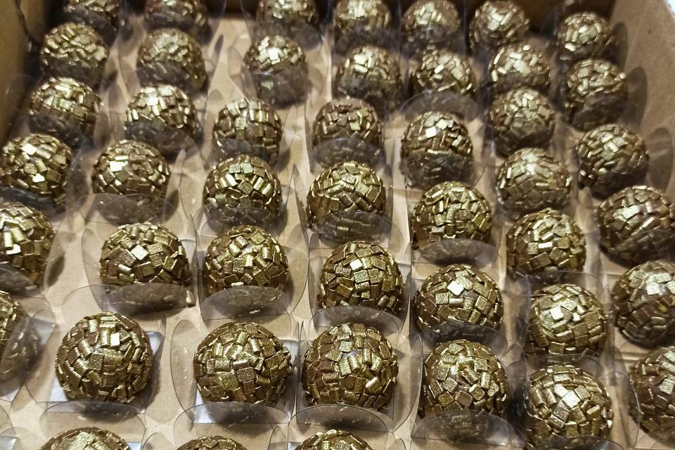 Brigadeiro dourado