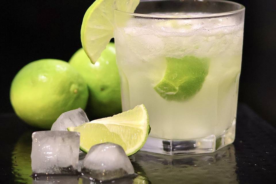 Caipirinha de Limão