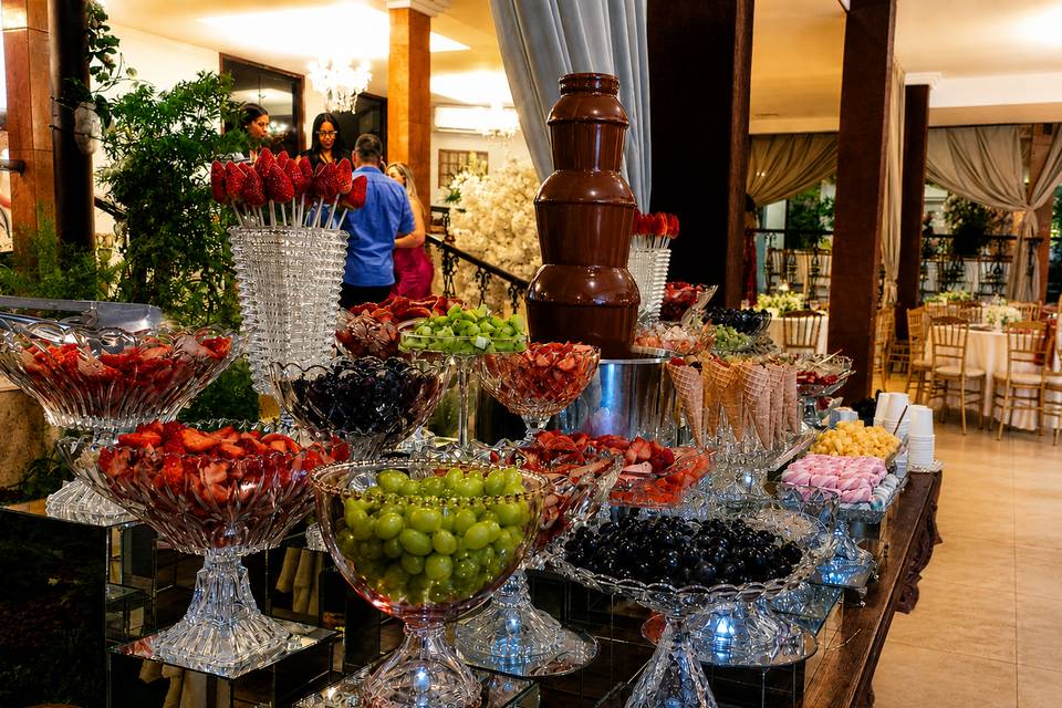 Fondue de Chocolate com Frutas