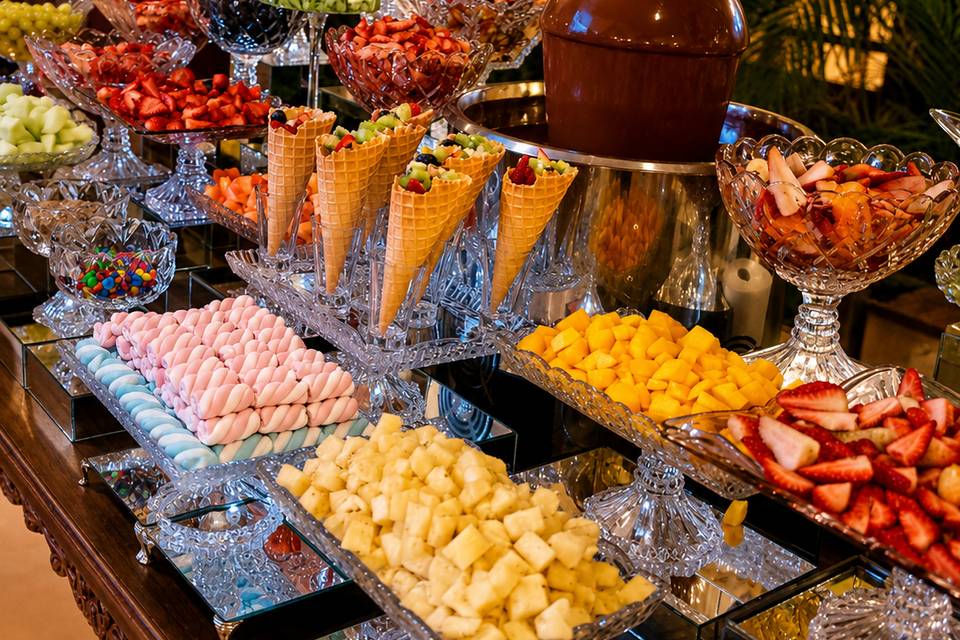 Fondue de Chocolate com Frutas