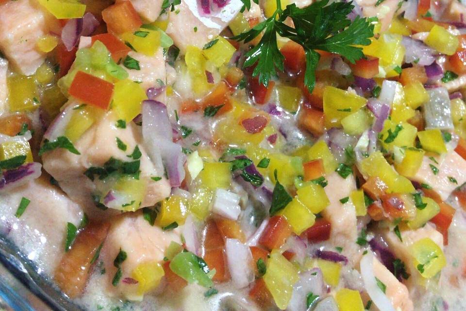 Ceviche de salmão