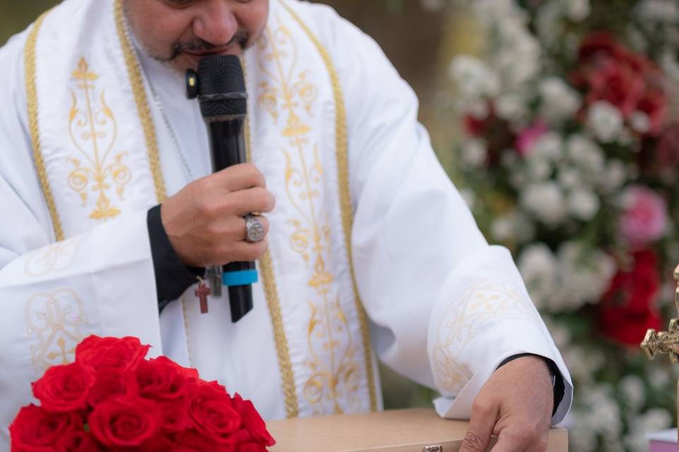 Celebrantepadrejosericardo