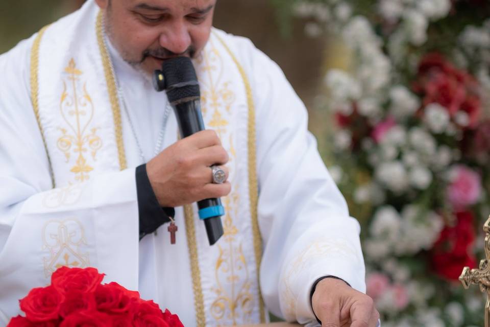 Celebrante Padre Jose Ricardo