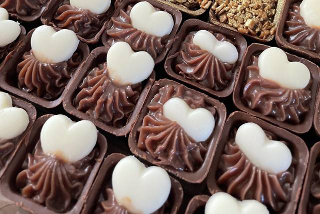 Doces finos copinho de chocola