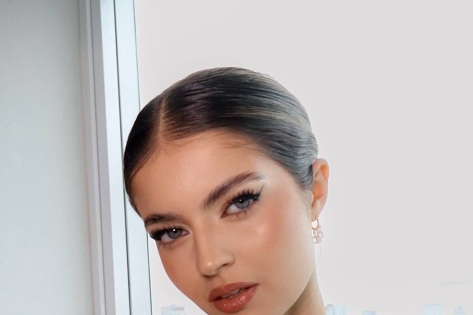 Elma Oliveira