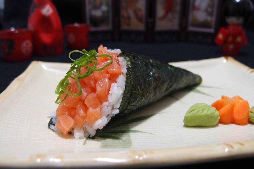 Temaki de Salmão Cr. - Matsuo