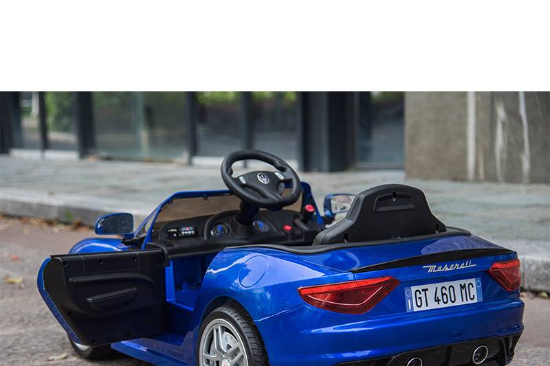 Maserati Azul
