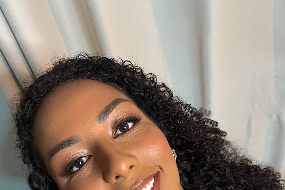 Convidada de casamento.