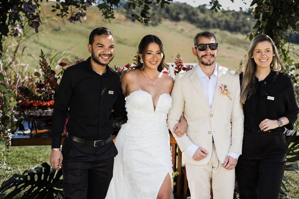 Equipe e noivos Lorena e Diego