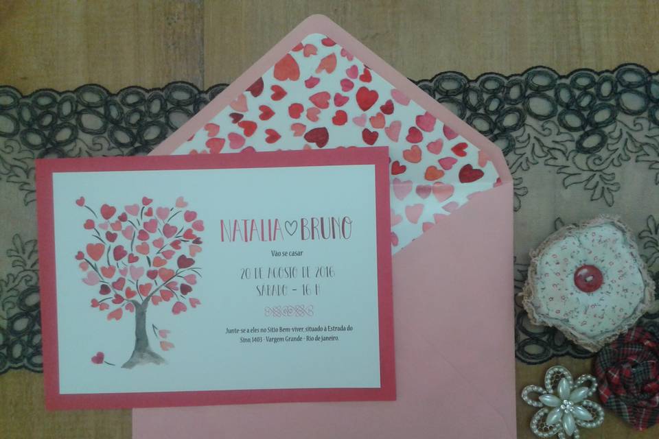 Convite com envelope decorado