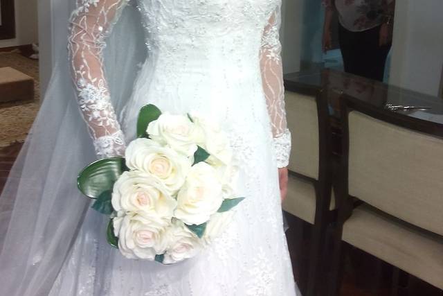 Prova de cabelo e vestido