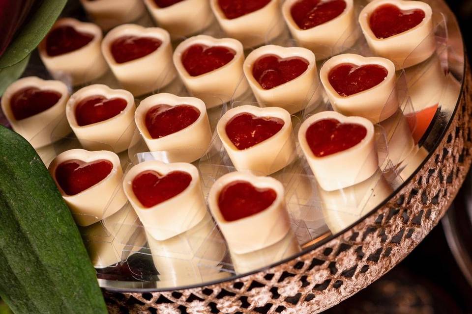 Coração com frutas vermelhas