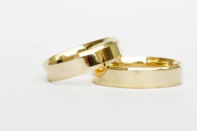 Aliança de Casamento Chanfrada