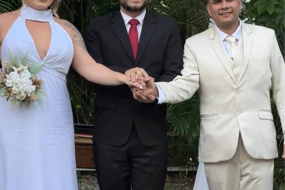 Também celebramos de terno