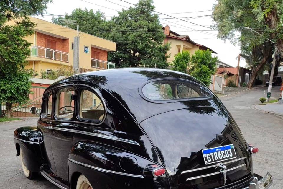 Ford 1946