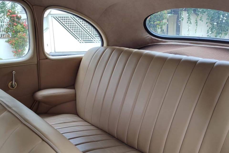 Ford 1946