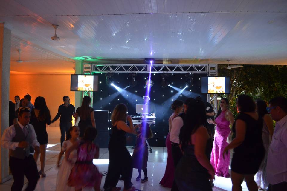 Estrutura Trave com Cortina led