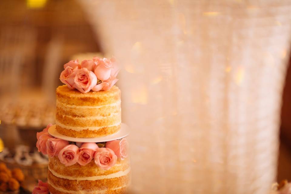 Naked cake