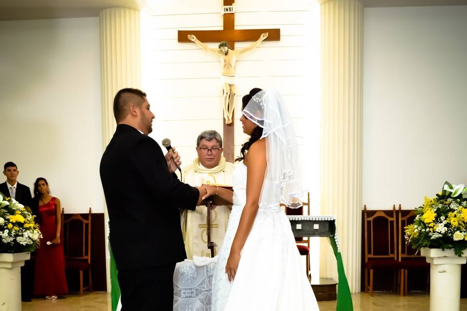 Casal no Altar