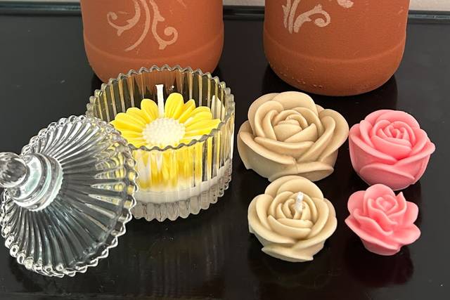Vela Bomboniere - 90 g Flores