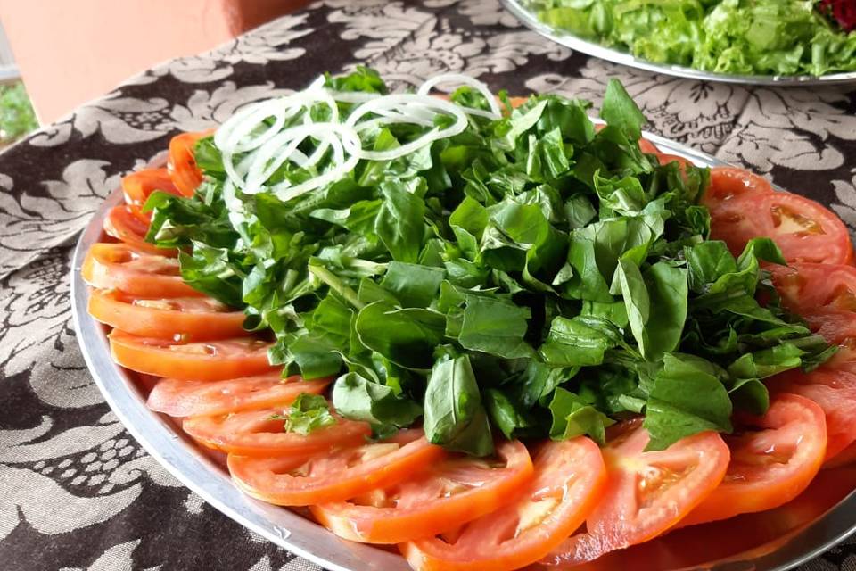 Salada de rúcula com tomate
