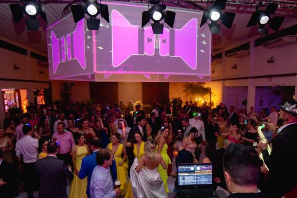 O DJ para seu casamento