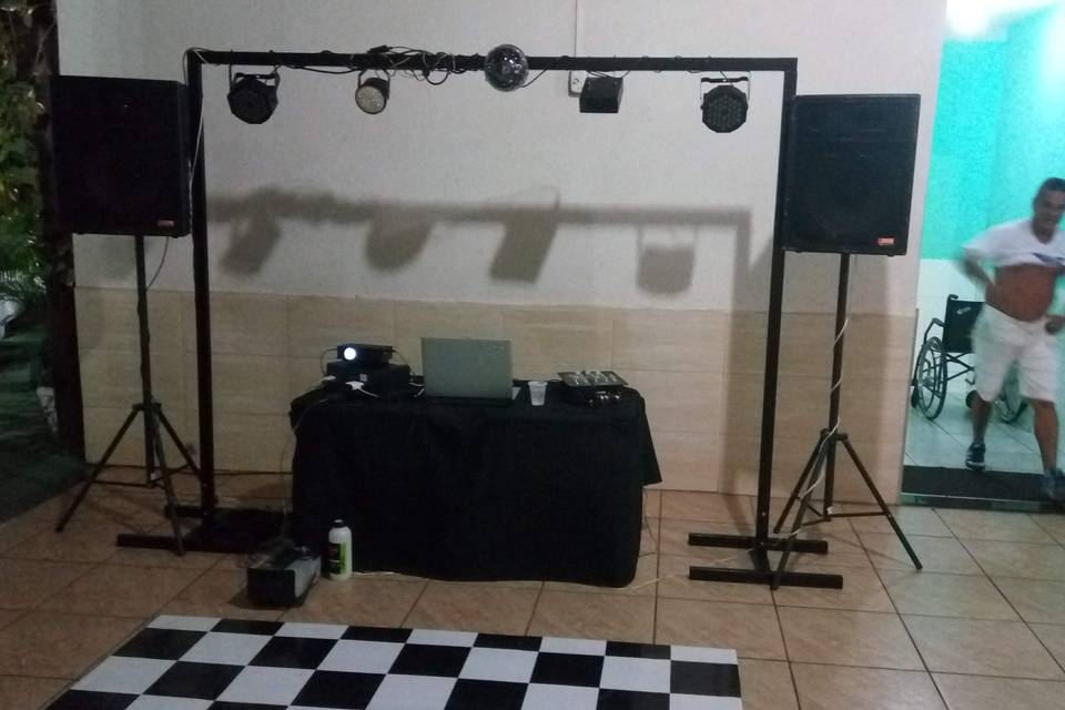 DJ profissional