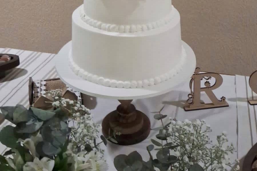 Bolo casamento simples