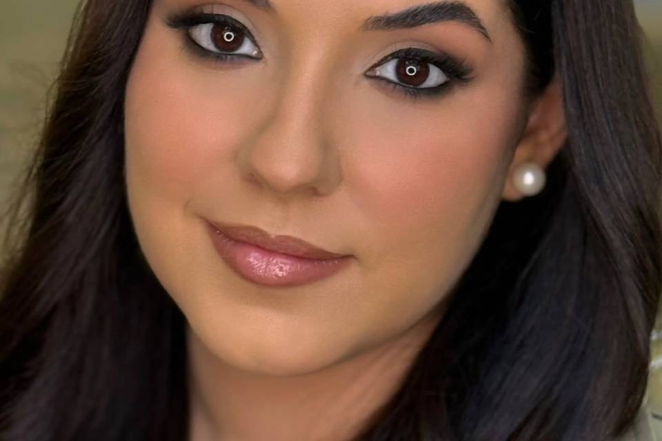Gustavo Machado Makeup