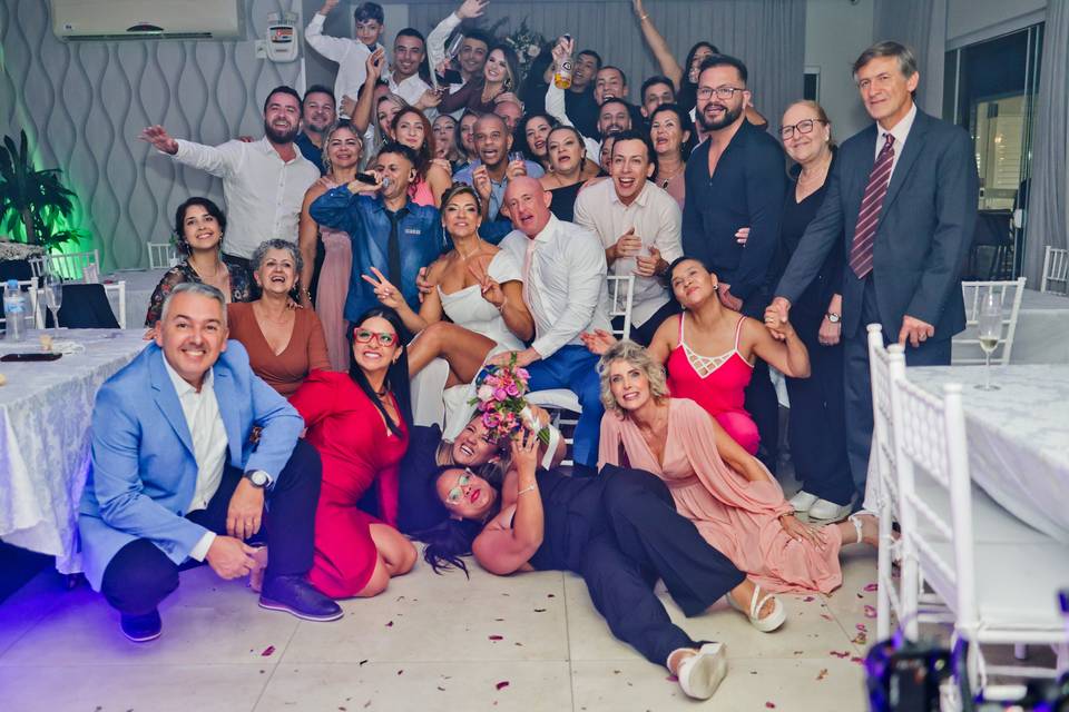 Encontre a cerimonialista