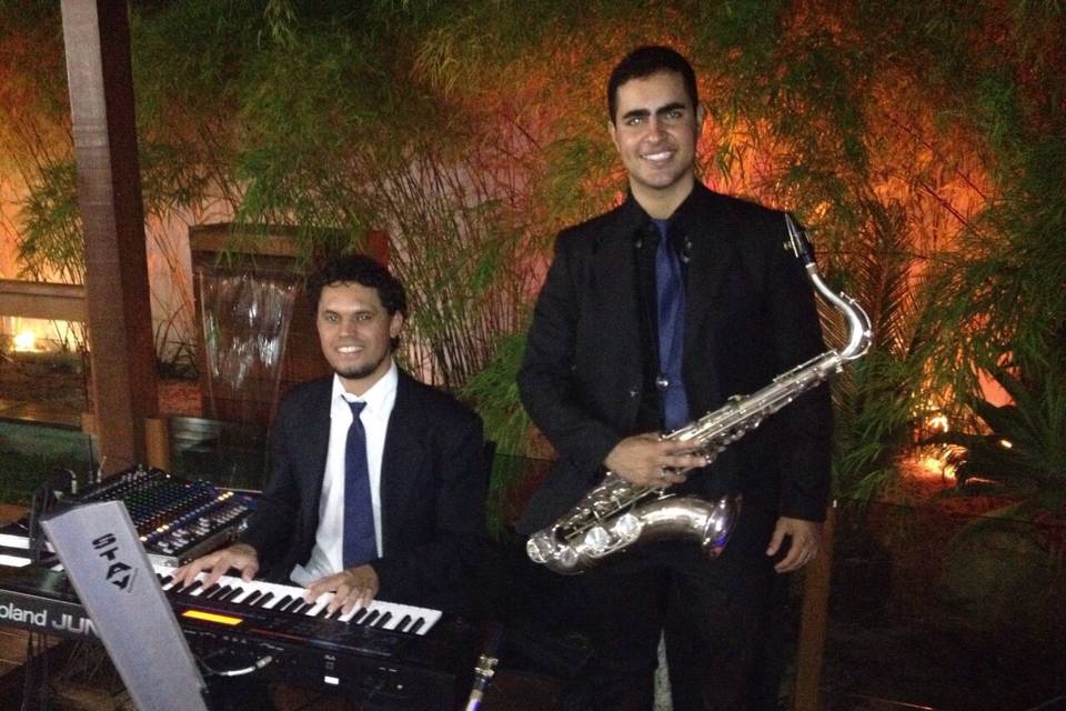 Teclado e Saxofone