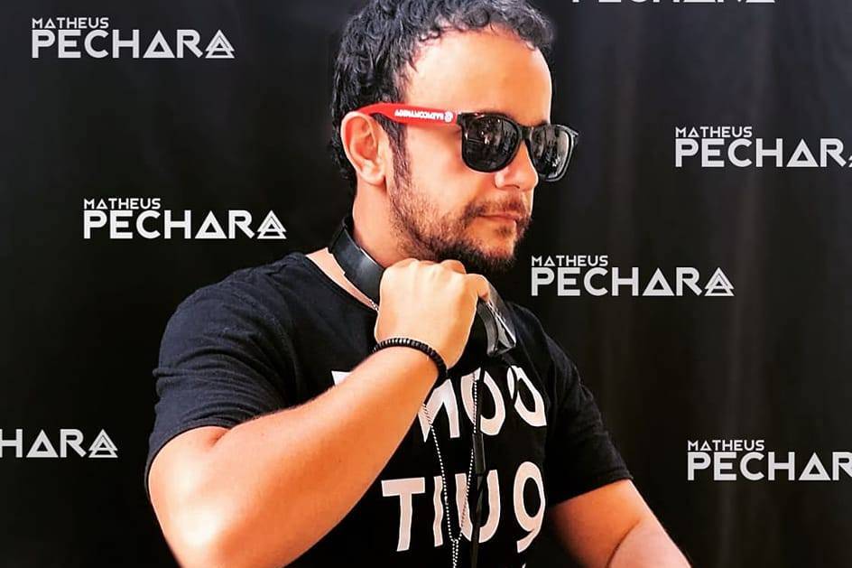 DJ Matheus Pechara em ação