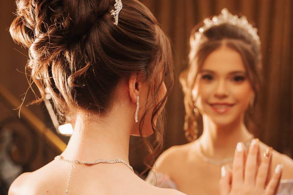 Debutante