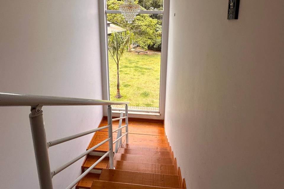 Escada interna para o 2º andar
