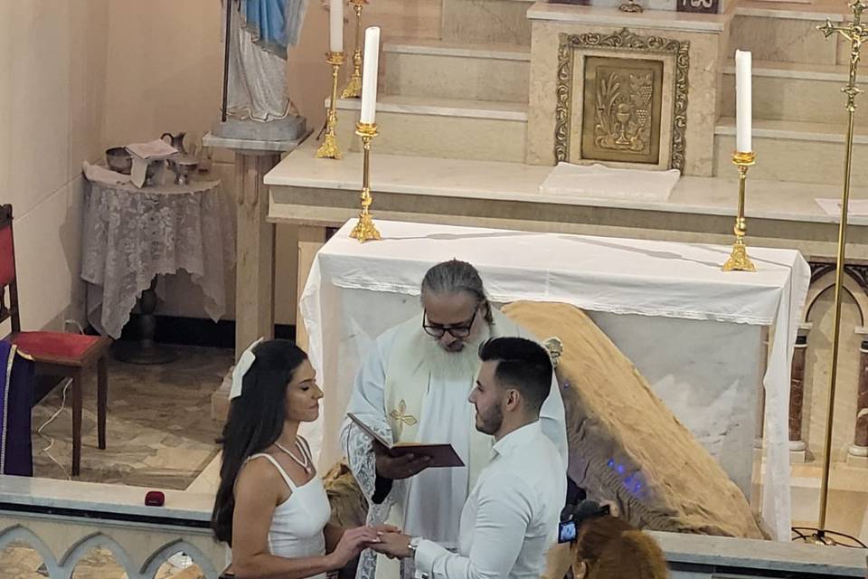 Celebrante Padre Ricardo
