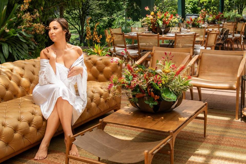 Bela e elegante