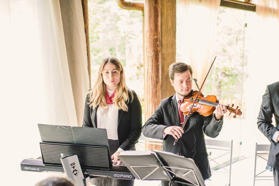 Violinista Isaac Cainã