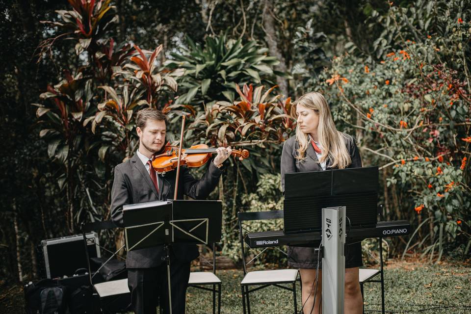 Violinista Isaac Cainã