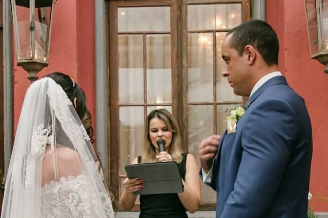 Celebrante Gisele Alves
