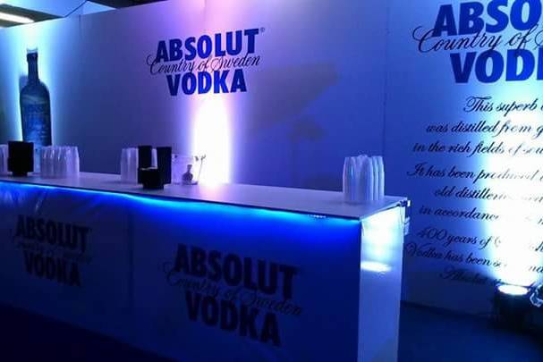 Bar Absolut.