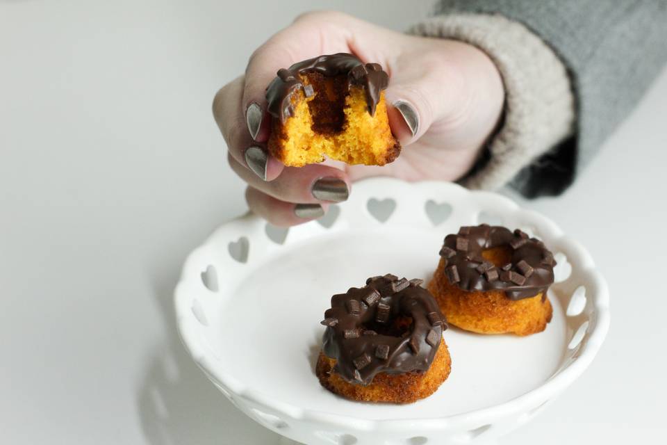 Bolinho de cenoura com ganache