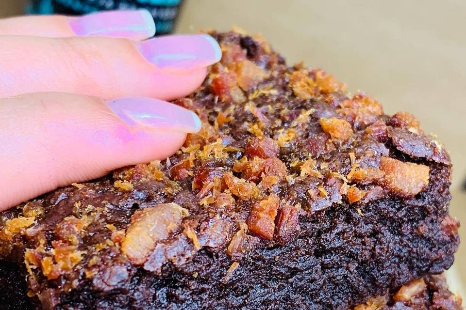 Brownie cerveja com bacon