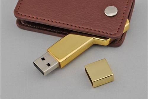 Pen Drive em couro