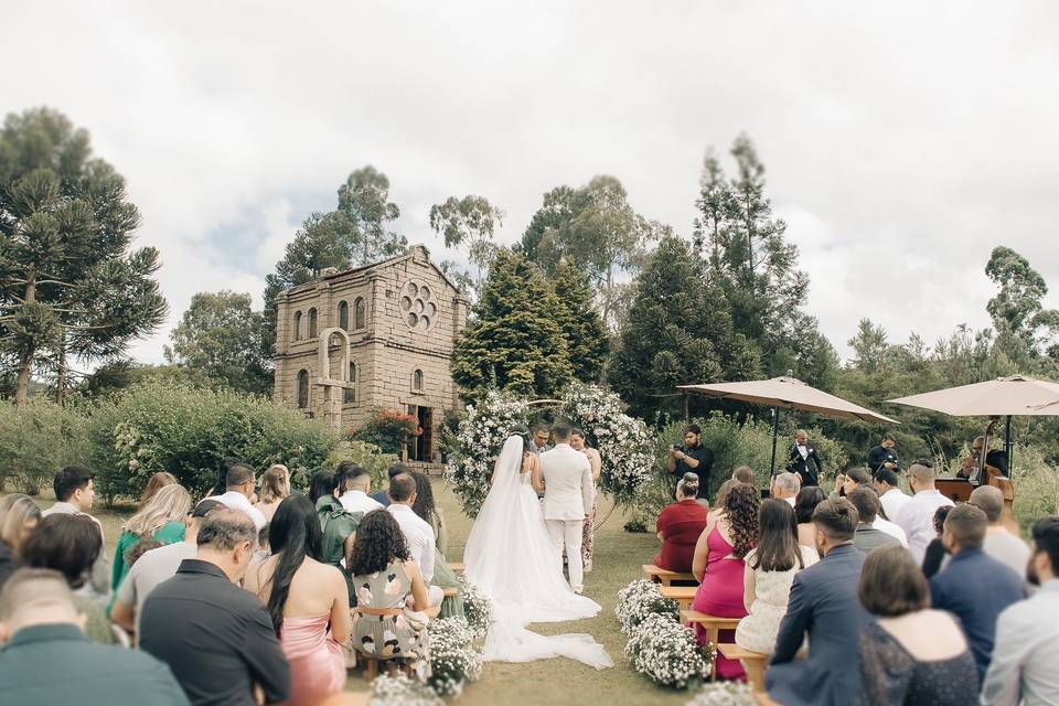 Lindos no altar