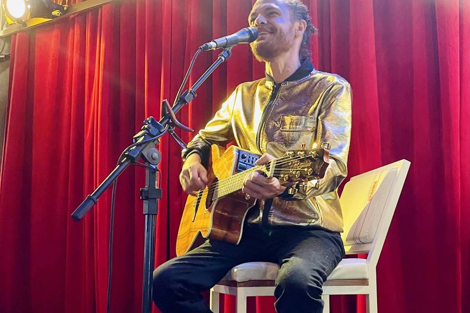 Solano Rubro • Acústico